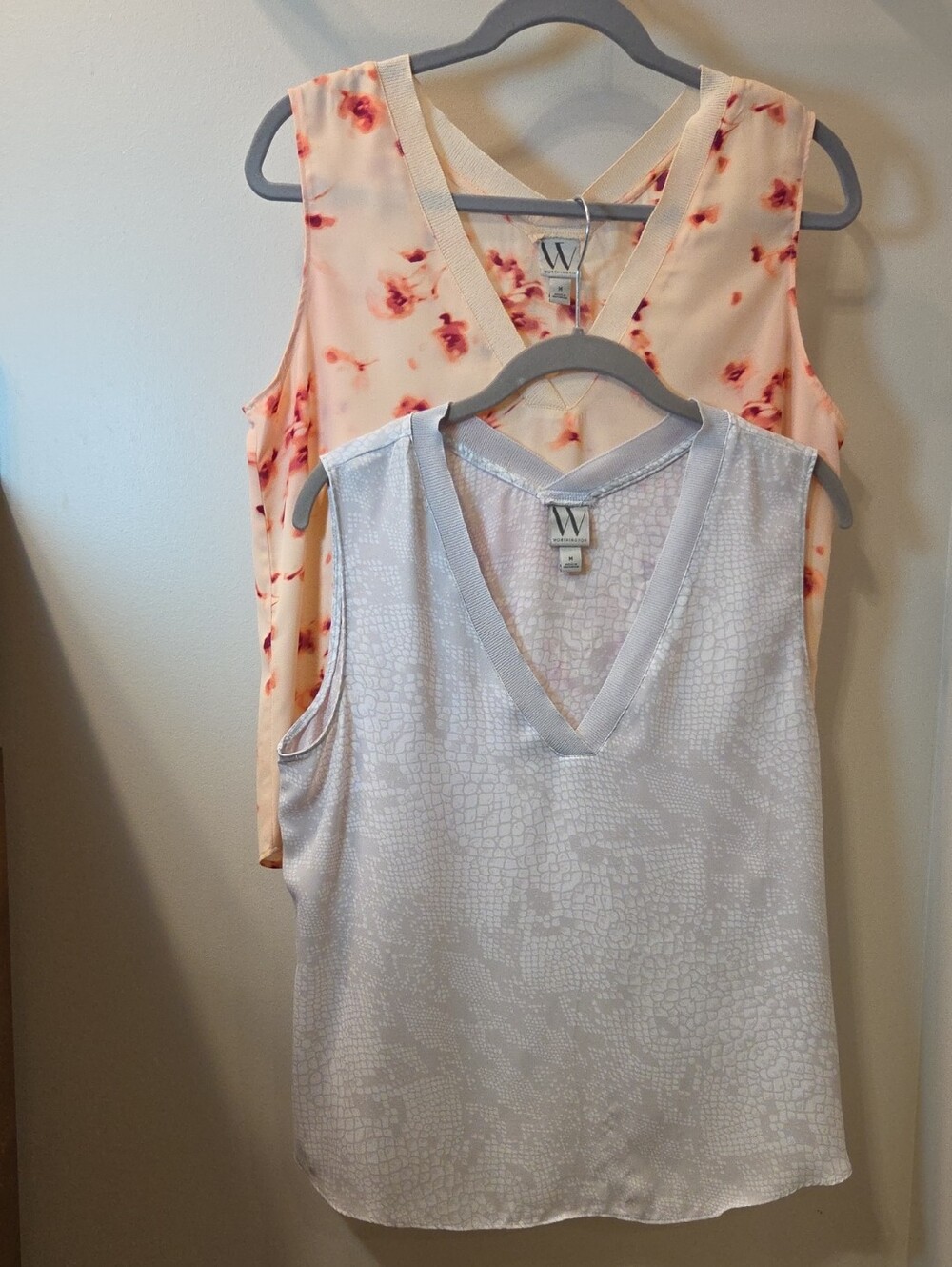 Worthington Peach Floral & Light Gray Sleeveless Camisole Tops